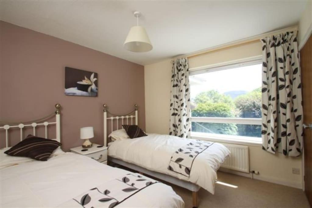 Dunmara: Self Catering Cottage On The Isle Of Skye Бродфорд Екстериор снимка