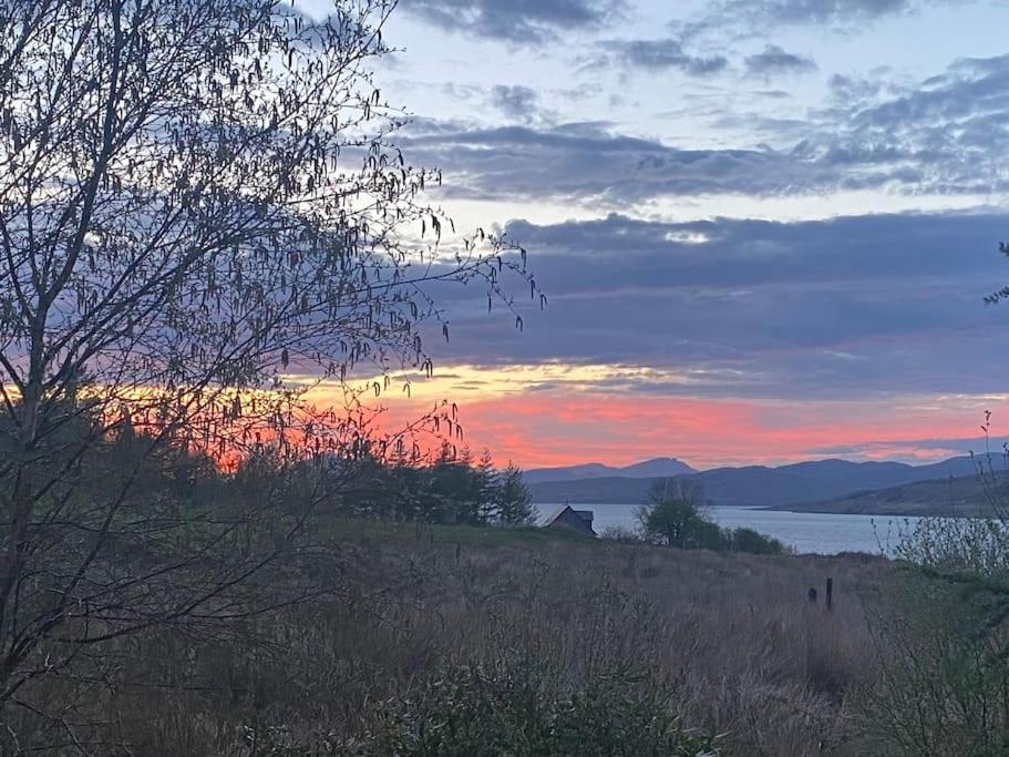 Dunmara: Self Catering Cottage On The Isle Of Skye Бродфорд Екстериор снимка