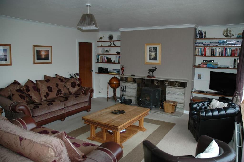 Dunmara: Self Catering Cottage On The Isle Of Skye Бродфорд Екстериор снимка